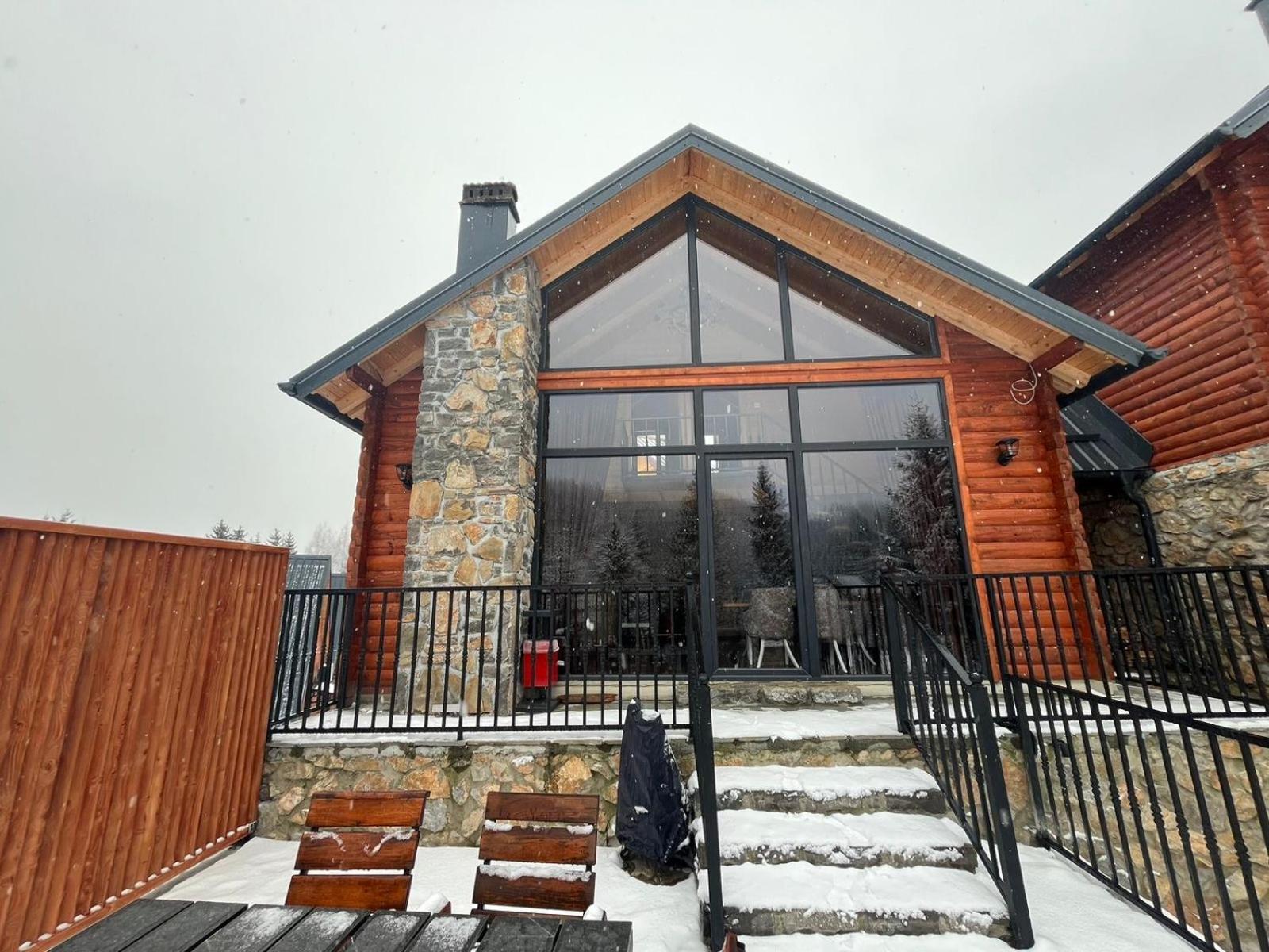 Bujtinat Lisa Boge Exterior foto